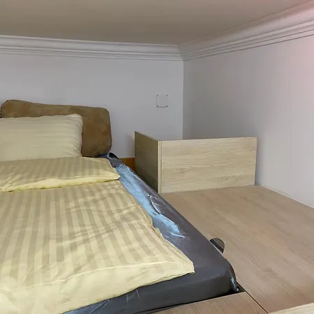 Z Antresola Alloggio in famiglia